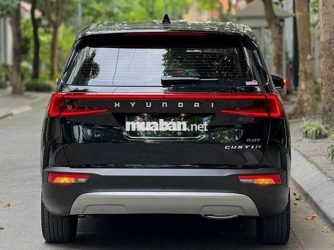 【XE 7CHỖ CỬA LÙA ĐIỆN】HYUNDAI CUSTIN TRẢTRƯỚC 199T