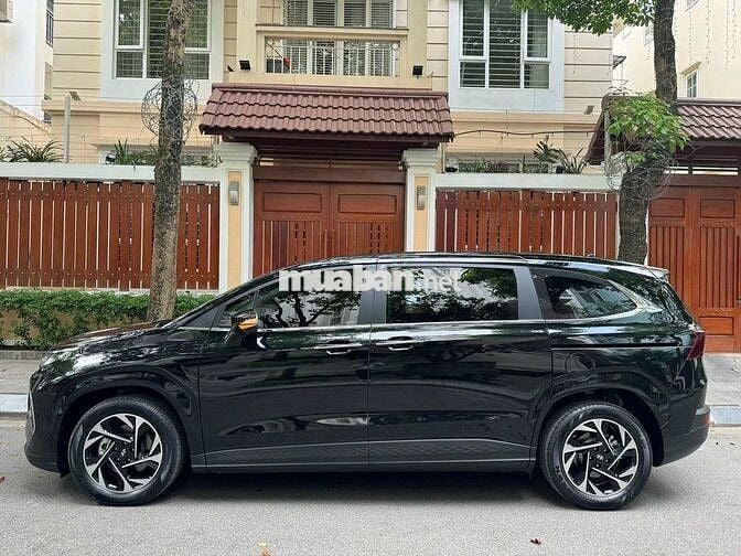 【XE 7CHỖ CỬA LÙA ĐIỆN】HYUNDAI CUSTIN TRẢTRƯỚC 199T