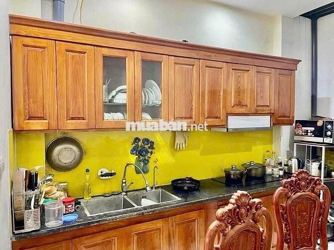 Nhà 40m2 Bát Khối – Ngõ Thông Ô Tô Đỗ Cửa – Nhỉnh 6 Tỷ