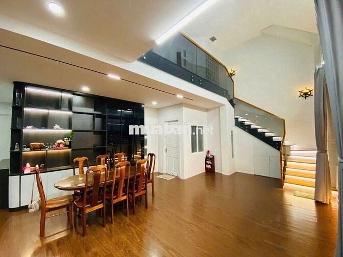 Penthouse 184 m2 3 PN B1 Trường Sa Q. Bình Thạnh