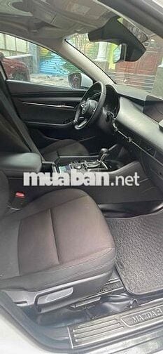 Mazda 3 2022 1.5L Deluxe - 145000 km