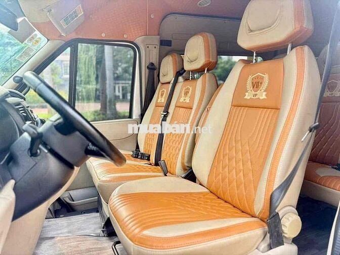 TRAINSIT 2013 luxury XE DỊCH VỤ NỒI ,RẤT ĐẸP