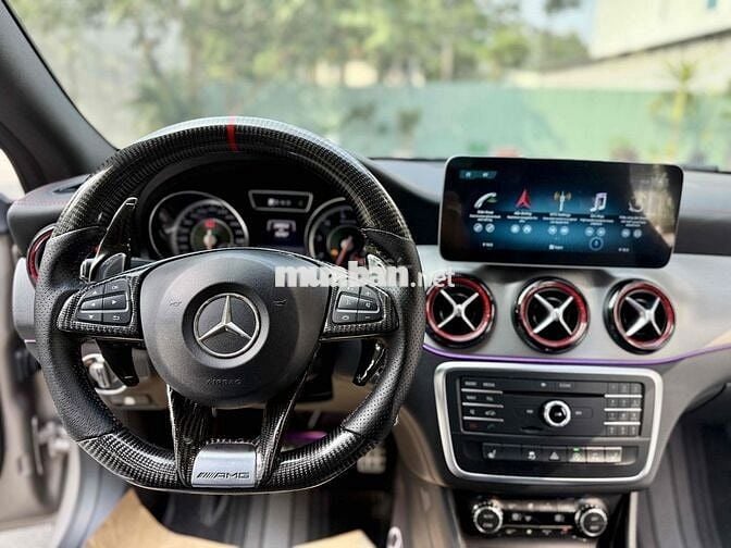 Mercedes CLA45 AMG 2015