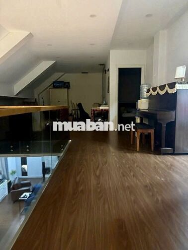 Penthouse 184 m2 3 PN B1 Trường Sa Q. Bình Thạnh