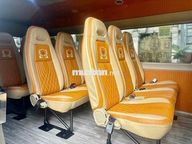 TRAINSIT 2013 luxury XE DỊCH VỤ NỒI ,RẤT ĐẸP