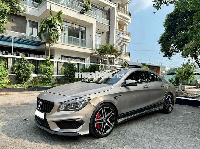 Mercedes CLA45 AMG 2015