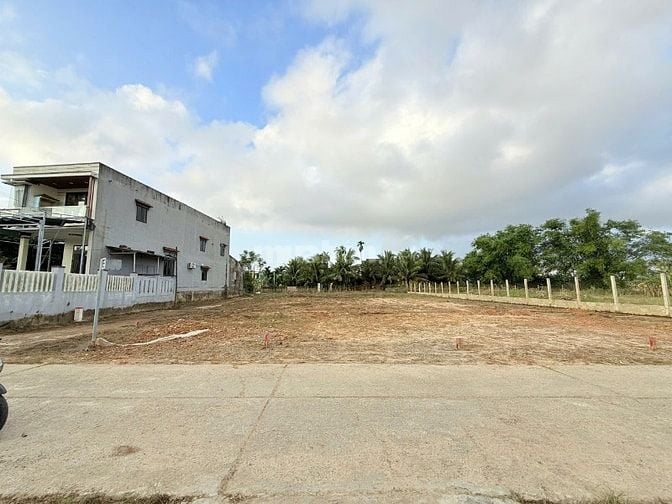 Đất trục chính Đại Hiệp, dân cư đông đúc, sổ sẵn – chỉ 780 triệu/nền