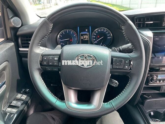 Toyota Fortuner 2.7V 4x2 AT 2018 - 20000 km