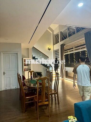 Penthouse 184 m2 3 PN B1 Trường Sa Q. Bình Thạnh