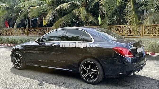 MECEDEZ BENZ C300 2016 AMG  - 90000 KM