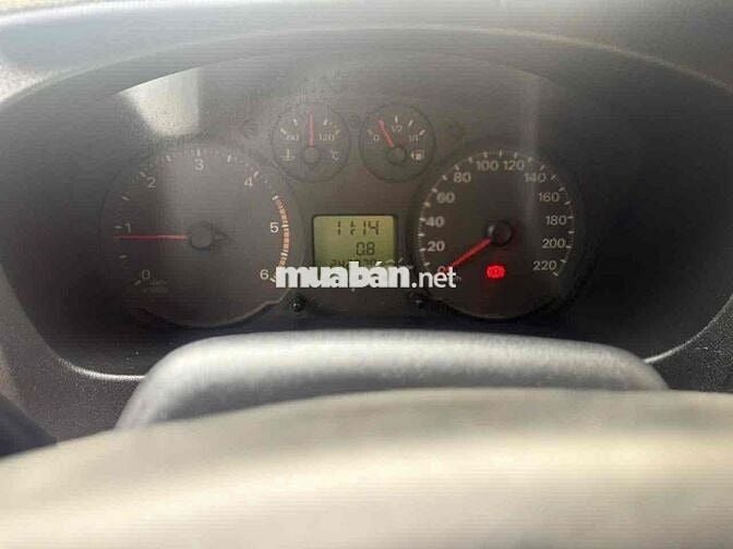 TRAINSIT 2013 luxury XE DỊCH VỤ NỒI ,RẤT ĐẸP