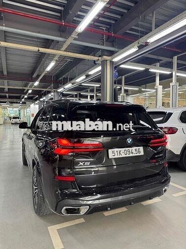 BMW X5 2023 xDrive40i M Sport - 11000 km