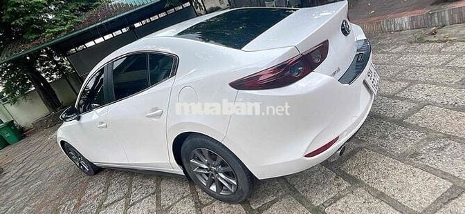 Mazda 3 2022 1.5L Deluxe - 145000 km