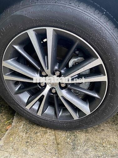 xe đã qua sử dụng còn như mới