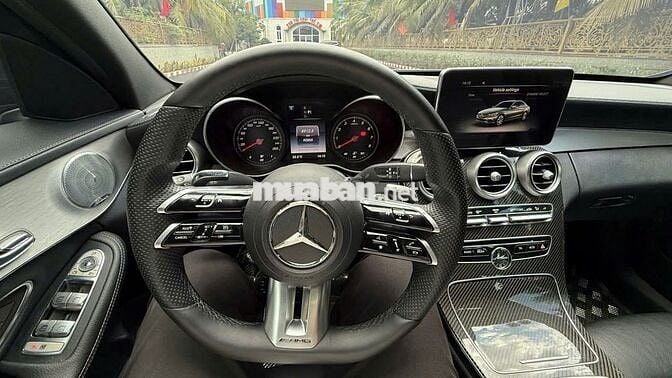 MECEDEZ BENZ C300 2016 AMG  - 90000 KM