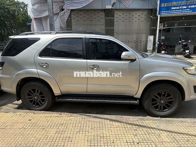 Toyota Fortuner 2016 2.5G 4x2 - 279000 km
