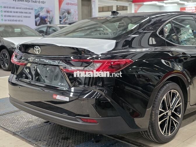 Toyota Camry 2025 2.5 HEV Hybrid TOP HỖ TRỢ 100%TB