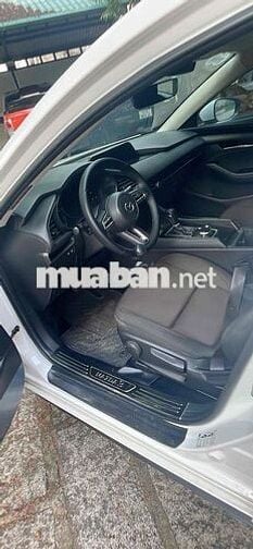 Mazda 3 2022 1.5L Deluxe - 145000 km