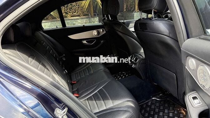 MECEDEZ BENZ C300 2016 AMG  - 90000 KM