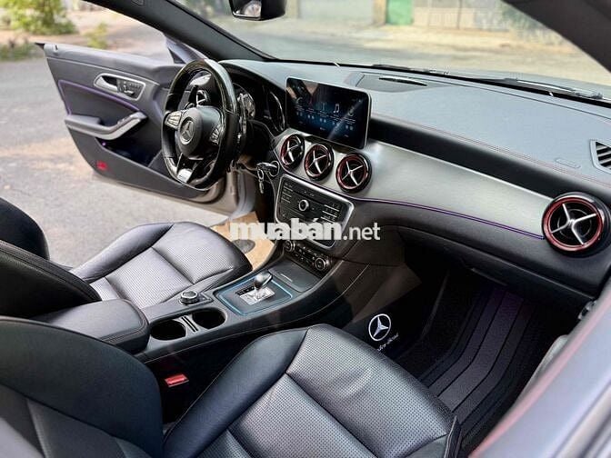 Mercedes CLA45 AMG 2015