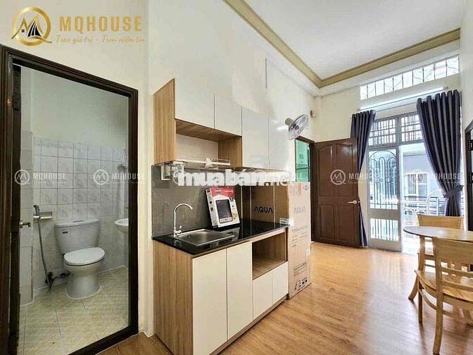 CĂN HỘ 1PN TÁCH BẾP BAN CÔNG MỚI 100% GẦN VÒNG XOAY LĂNG CHA CẢ