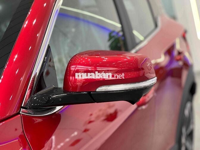 VF6 Plus Đỏ mới 100%, xe sẳn giao ngay