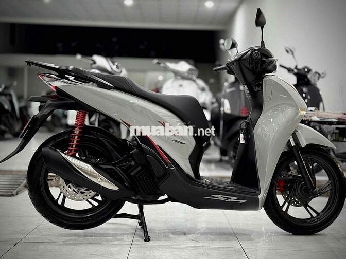 Sh160i 2023 ABS Odo8k Lướt chính chủ 🔥🔥