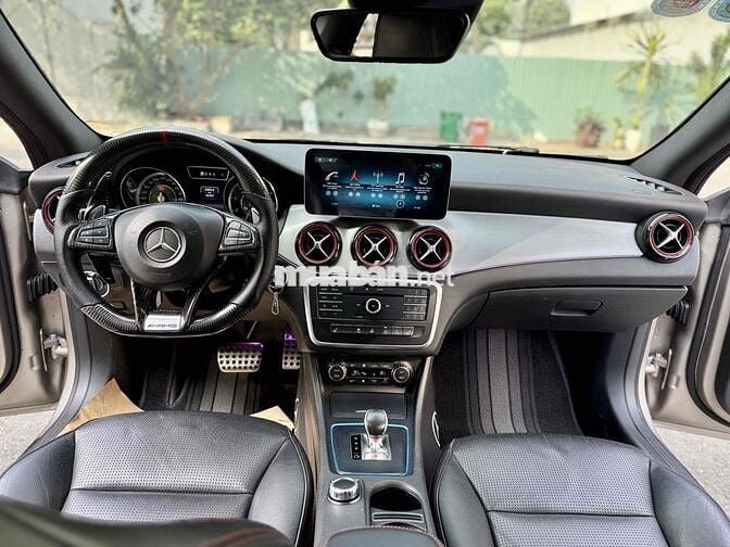 Mercedes CLA45 AMG 2015