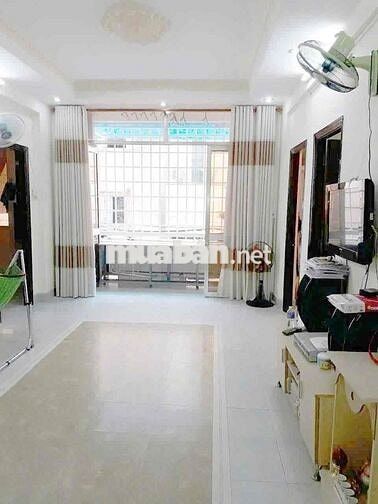 Chính chủ bán căn hộ diện tích lớn quận 11