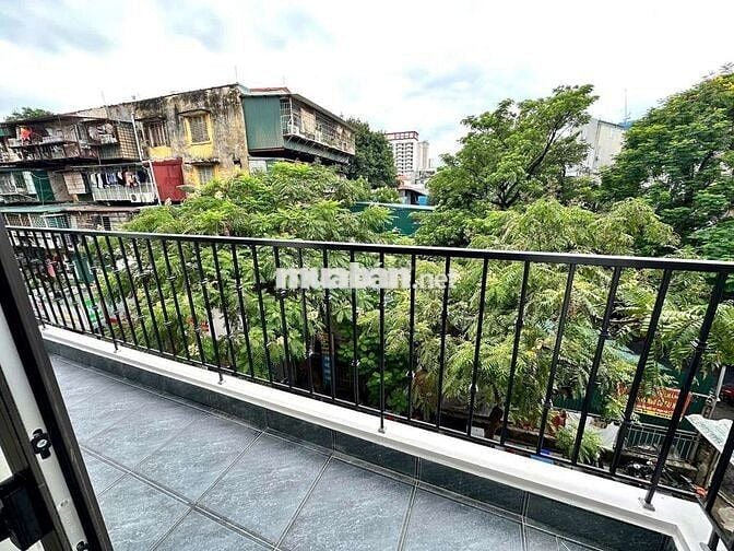 Cho thuê nhà mặt phố Nguyễn Quý Đức. Thông sàn 130 m2. 5tầng. Ch  Chủ