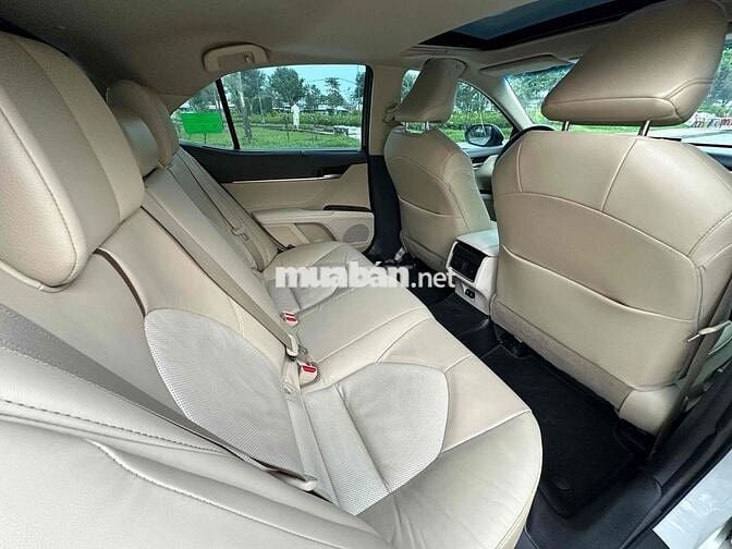 Toyota Camry 2022 2.0 Q xe cực đẹp không lỗi