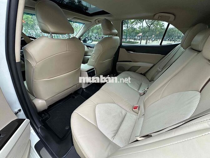 Toyota Camry 2022 2.0 Q xe cực đẹp không lỗi