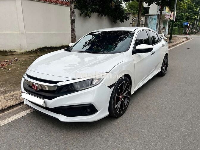 Honda Civic G 1.8 AT 2021 - Siêu đẹp, độc