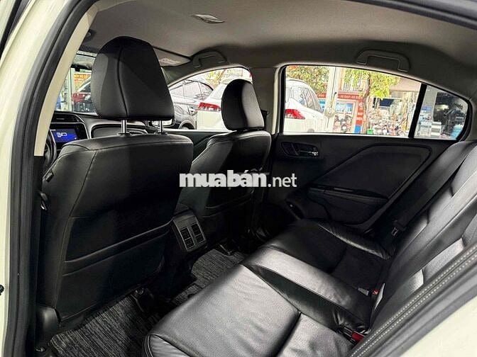 Honda City 2018 1.5 TOP - 35000 km