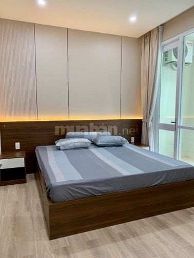 Cho thuê căn hộ 3PN 101m tại Manor cách Quận 1 - 5 phút di chuyển