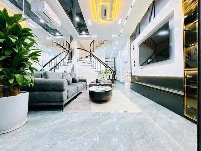 TRẦN DUY HƯNG-MỚI -Ở NGAY-FULL NỘI THẤT-6T THANG MÁY