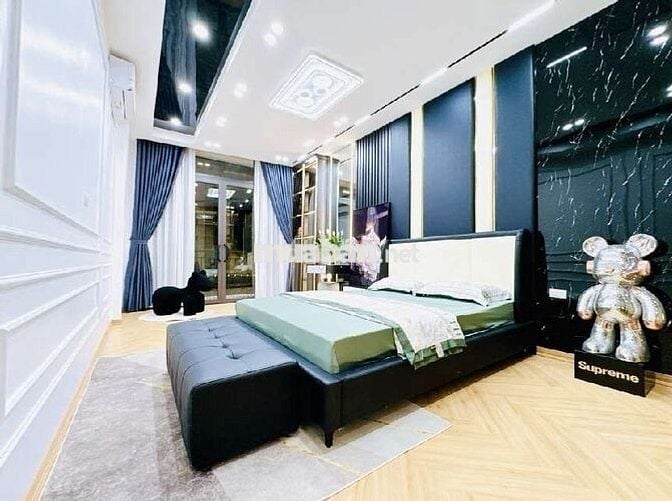 BÁN NHÀ PHỐ TRẦN DUY HƯNG. 44/52 M. NHÀ MỚI 6 TẦNG THANG MÁY. 17,8 TỶ