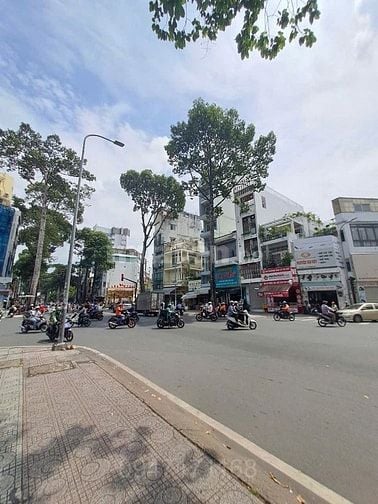 Bán nhà 2 mặt tiền ngay góc Sư Vạn Hạnh - 161 Ngô Gia Tự - 5 Tầng.