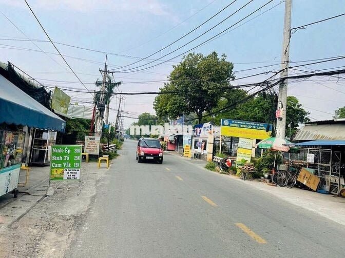 CHỦ KẸT TIỀN BÁN GẤP LÔ ĐẤT MT SUỐI LỘI 235M2 GIÁ 720 TRIỆU, SỔ RIÊNG