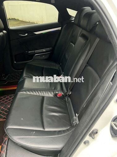 Honda Civic G 1.8 AT 2021 - Siêu đẹp, độc