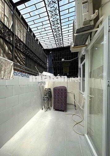 NHÀ ĐẸP FULL NỘI THẤT KDC 586 CẦN THƠ