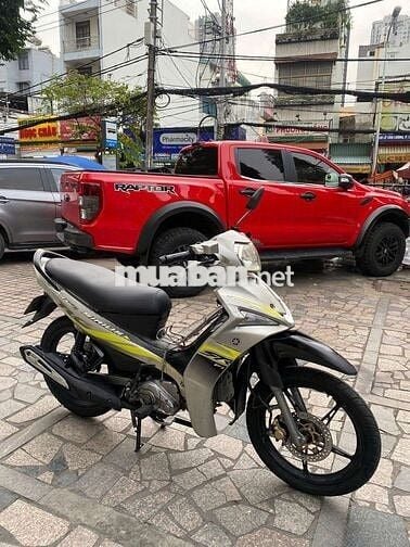 Xe yamaha sirut fi