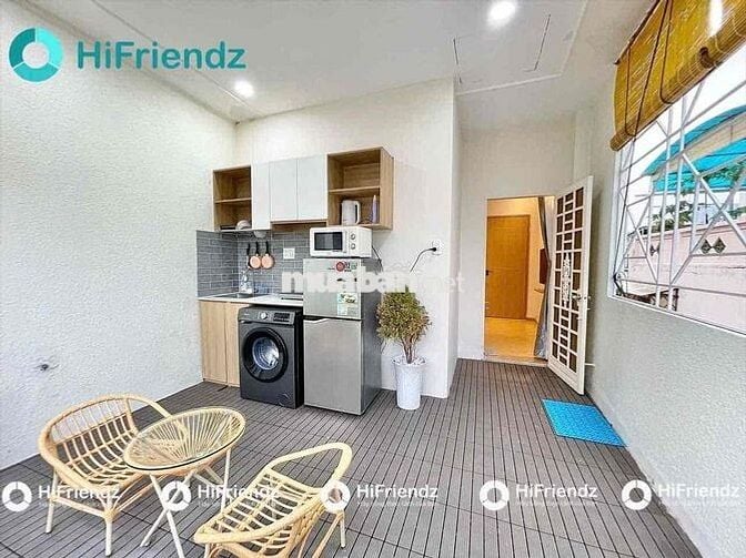 🔥NGAY BỜ KÈ HOÀNG SA TRƯỜNG SA CĂN HỘ 35M2 1PN-BANCOL-CỬA SỔ FULL NT