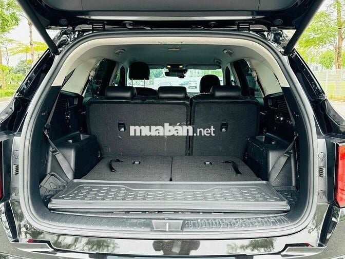 Kia Sorento 2025 Luxury 2.2 AT - 7500 km