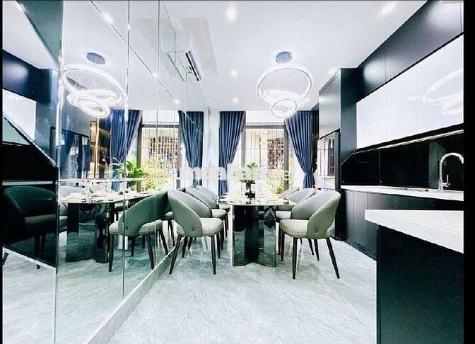 BÁN NHÀ PHỐ TRẦN DUY HƯNG. 44/52 M. NHÀ MỚI 6 TẦNG THANG MÁY. 17,8 TỶ