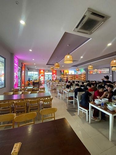 Sang nhượng nhà hàng chuyên đón khách đoàn du lịch