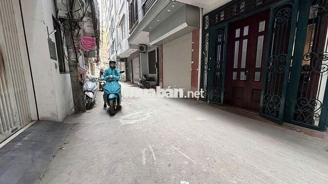 Bán nhà Kim Ngưu, ô tô tránh, ngõ thông, nhà 59m² nội thất cao cấp