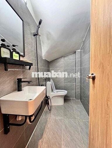 🔥NGAY BỜ KÈ HOÀNG SA TRƯỜNG SA CĂN HỘ 35M2 1PN-BANCOL-CỬA SỔ FULL NT