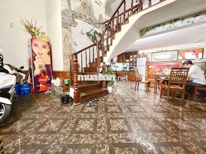 Bán nhà Kim Ngưu, ô tô tránh, ngõ thông, nhà 59m² nội thất cao cấp