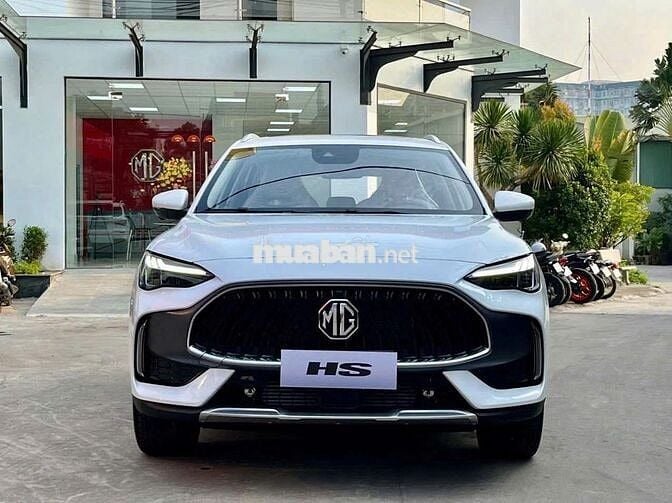 MG HS - SUV 5 chỗ hạng C lăn bánh 6xx